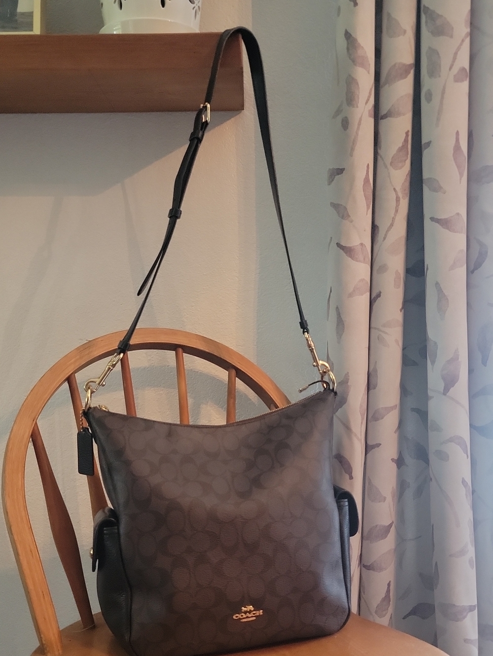Coach Brown and Black Signature Canvas Crossbody Bag with Matching Wallet. - Picture 5 of 16
